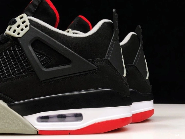 Bmlin 4 RETRO BLACK JORDAN CEMENT 308497-060 0808